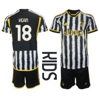Camiseta Juventus Moise Kean #18 Primera Equipación para niños 2023-24 manga corta (+ pantalones cortos)